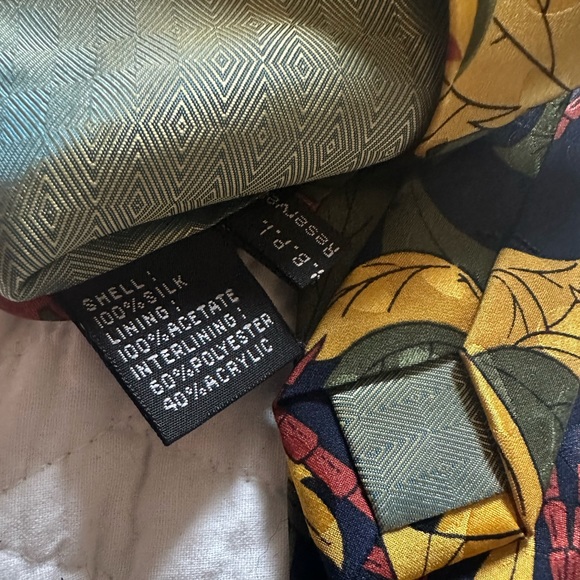 Tie - Picture 6 of 13